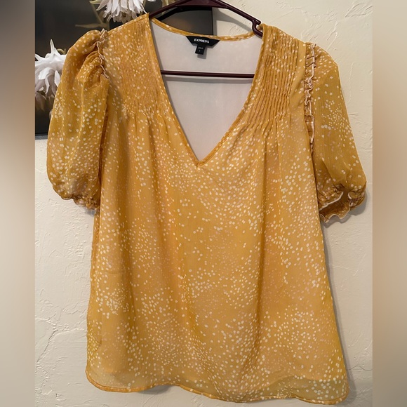Express Women’s Puff Sleeve Blouse - S - Picture 1 of 2
